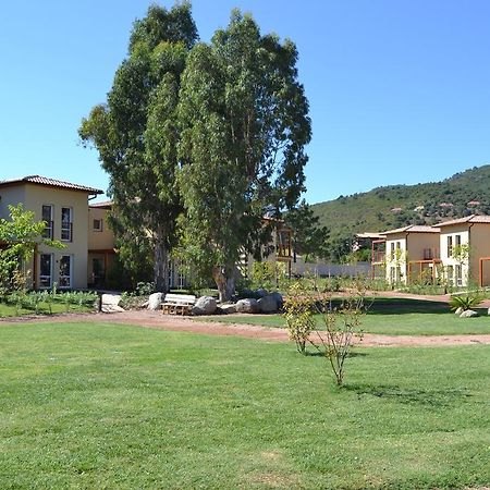 Marina Di Favona Hotell Favone Exteriör bild