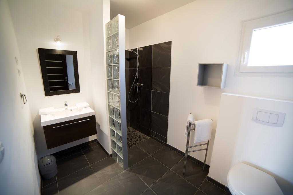 Marina Di Favona Hotell Favone Exteriör bild